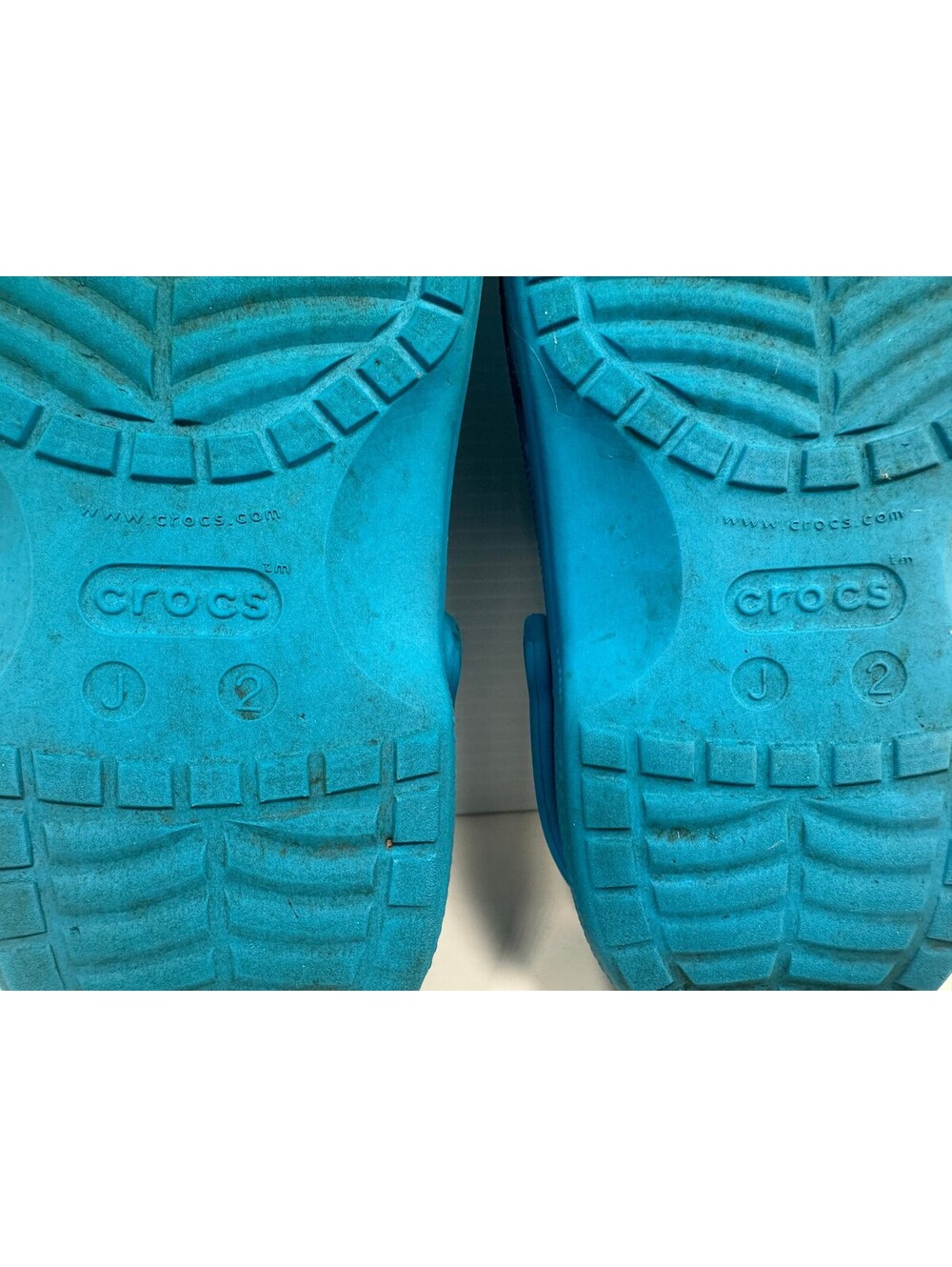 Crocs Baya Classic clogs Size 2 Little KID Sporty Slip On Shoes Blue Cutout Side - Picture 12 of 12